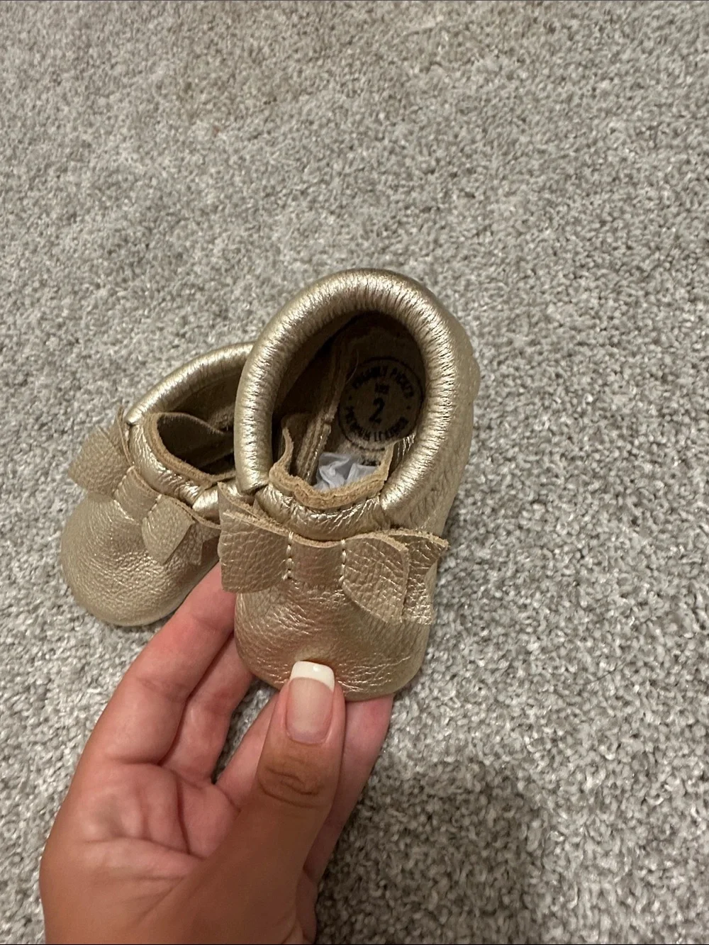 NWOT Freshly Picked Gold Bow Baby Moccasins